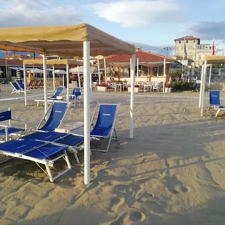 Mare Pineta Relax * Viareggio